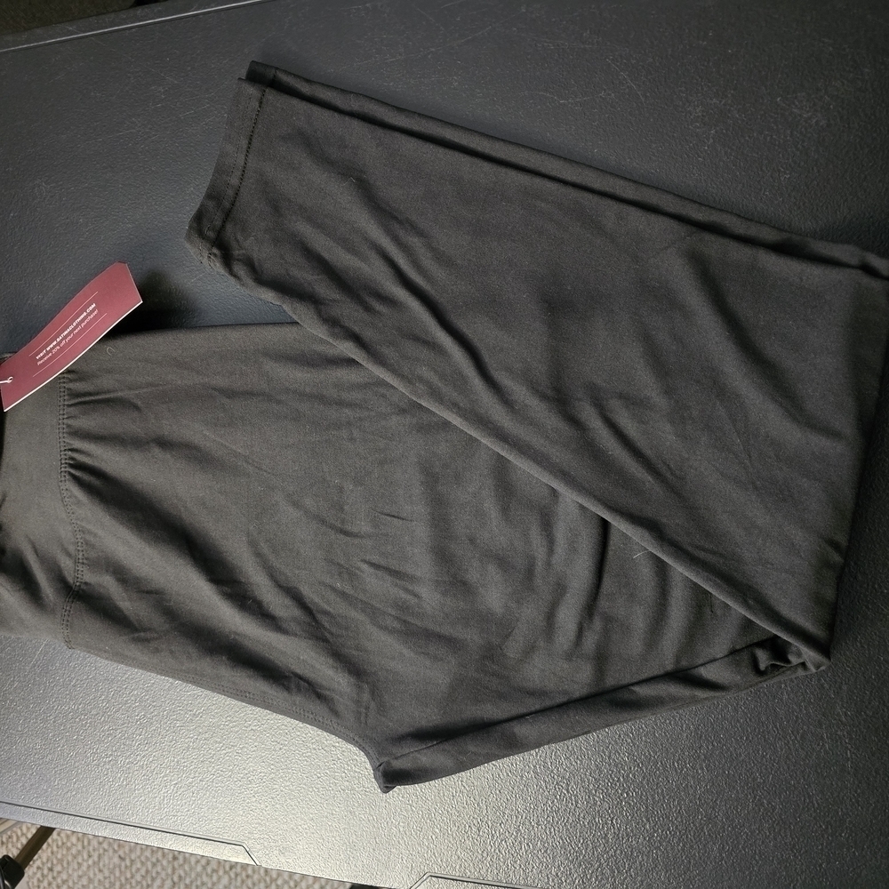 NWT Satina Black Leggings